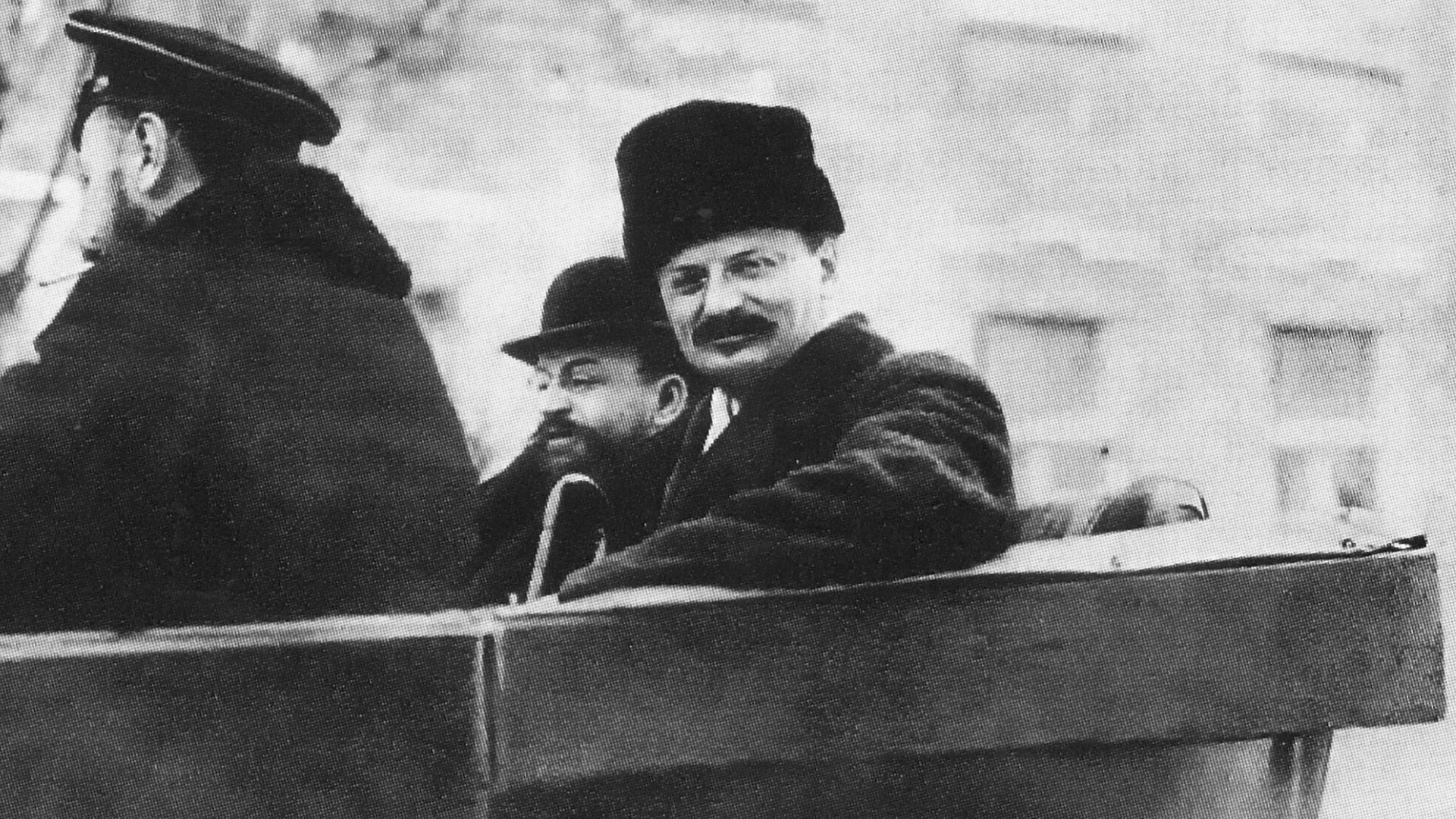 Trotsky: Profeta de la Revolución Tertulia Cultural La Gruta Neiva Colombia